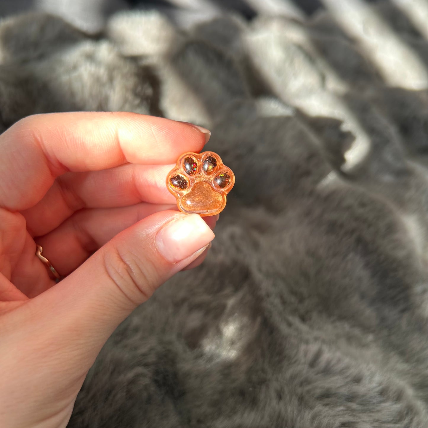 Pfote aus Epoxidharz – Hundepfötchen & Katzenpfötchen personalisiert