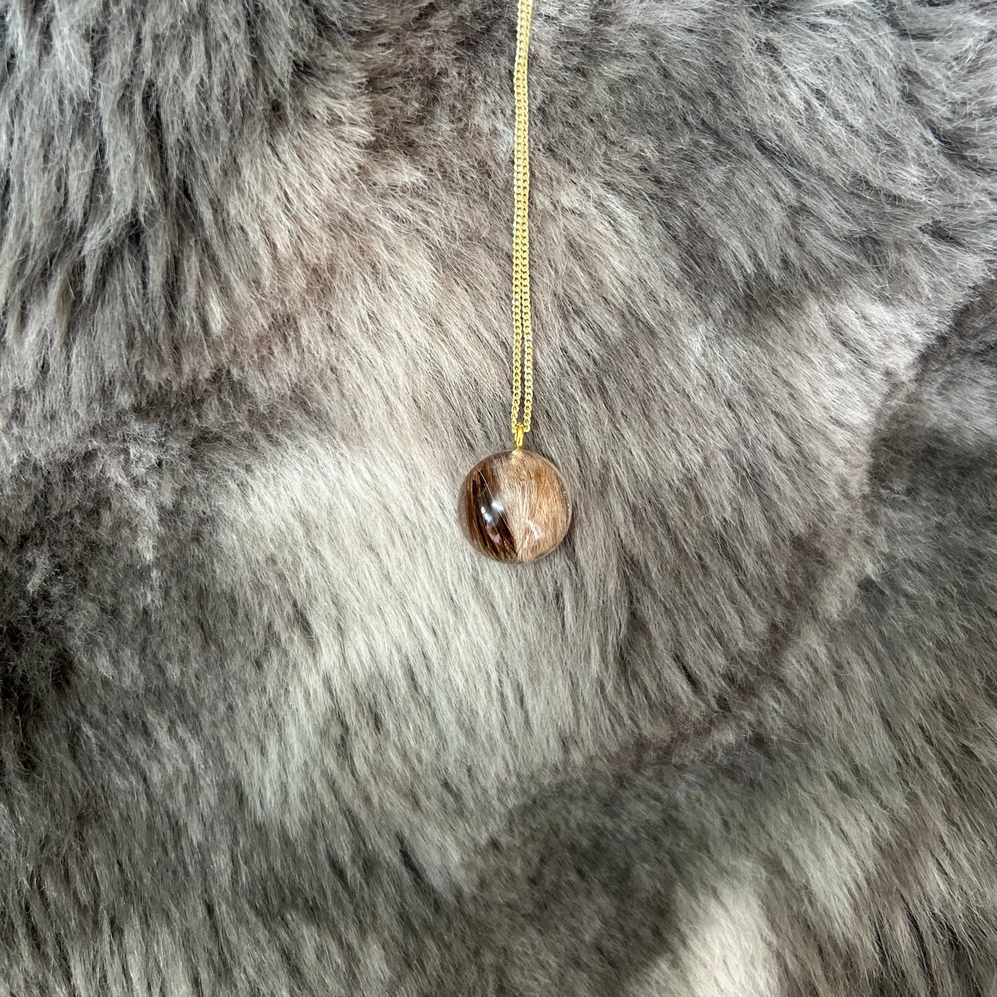 Erinnerungskette mit personalisiertem Fellanhänger, rund