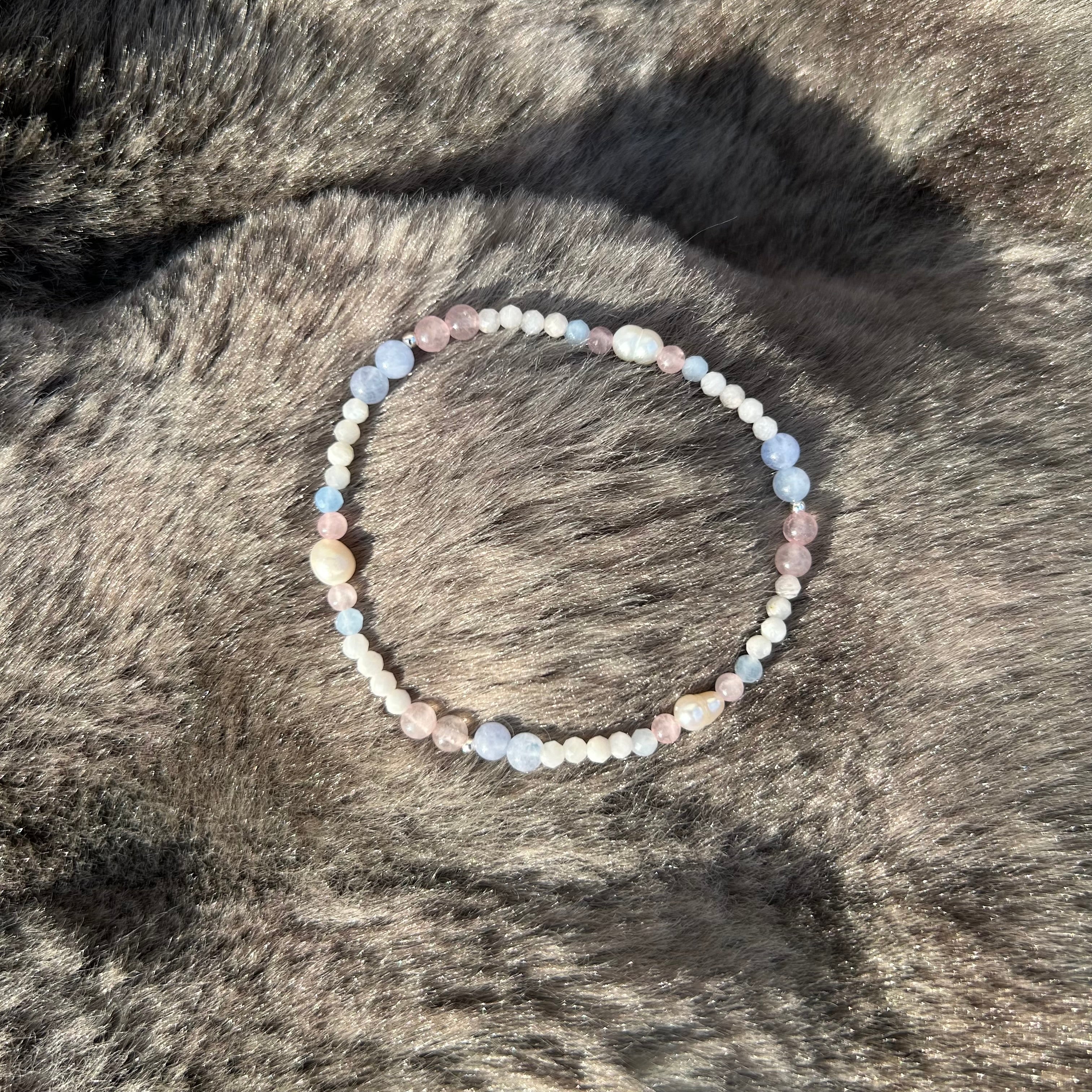 Edelsteinarmband Aquamarin und Rosenquarz