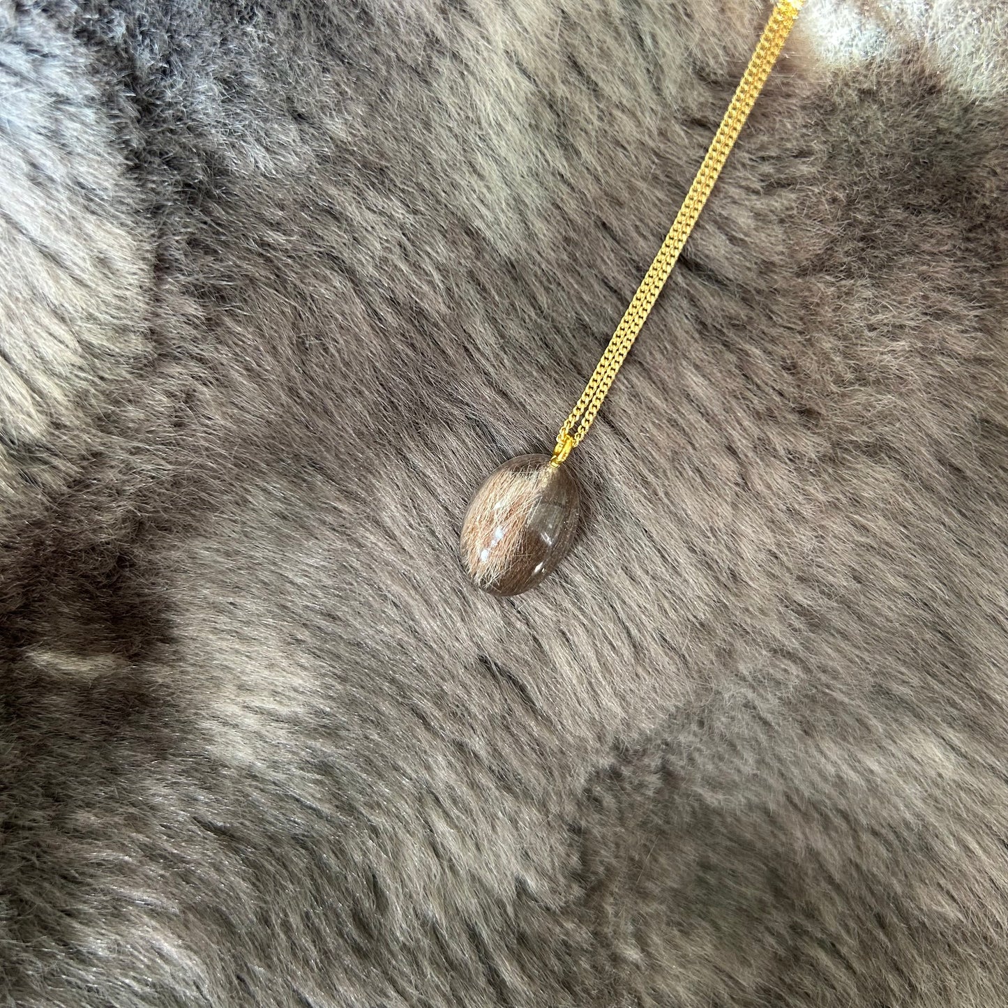 Erinnerungskette mit personalisiertem Fellanhänger, oval