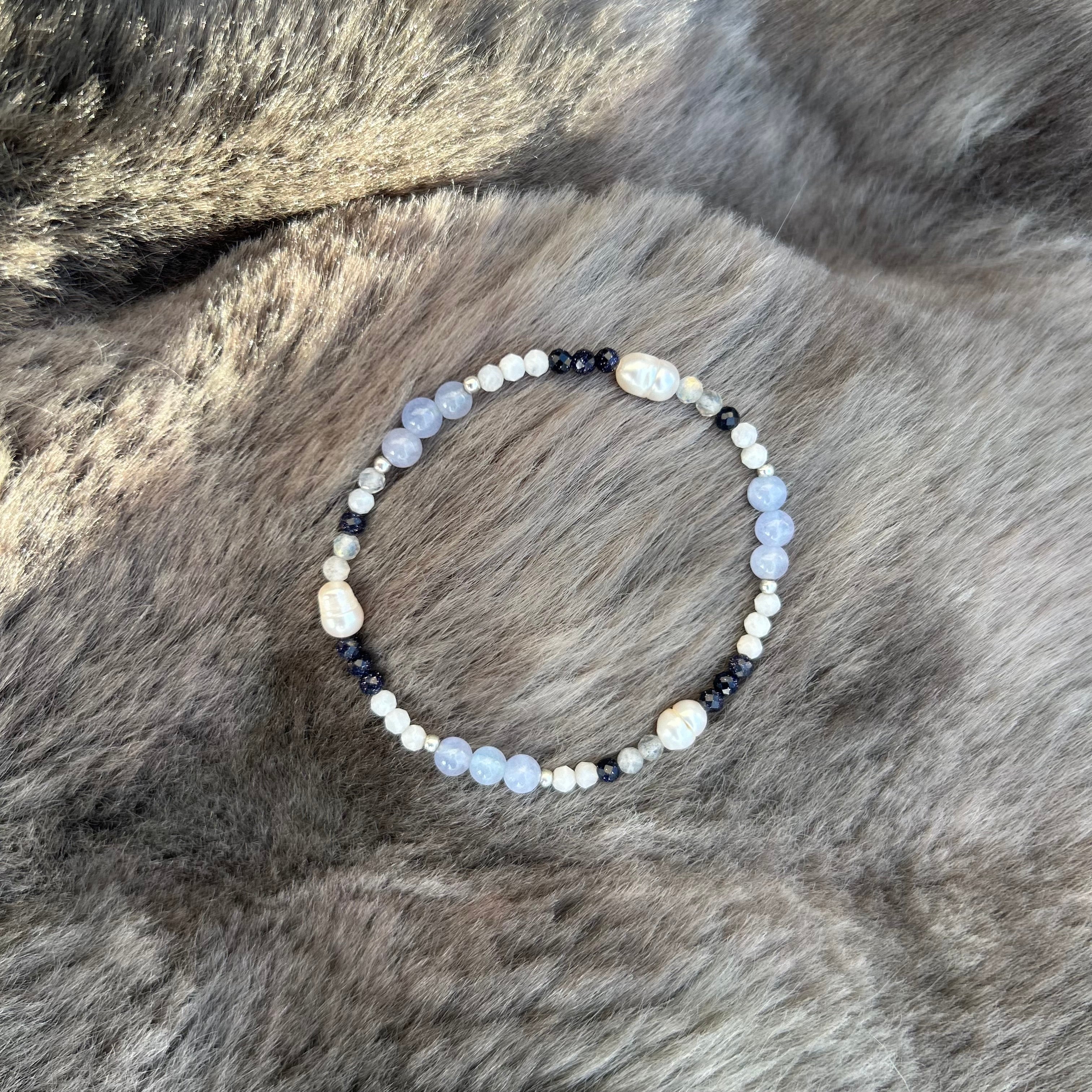 Armband aus Edelsteinen Aquamarin